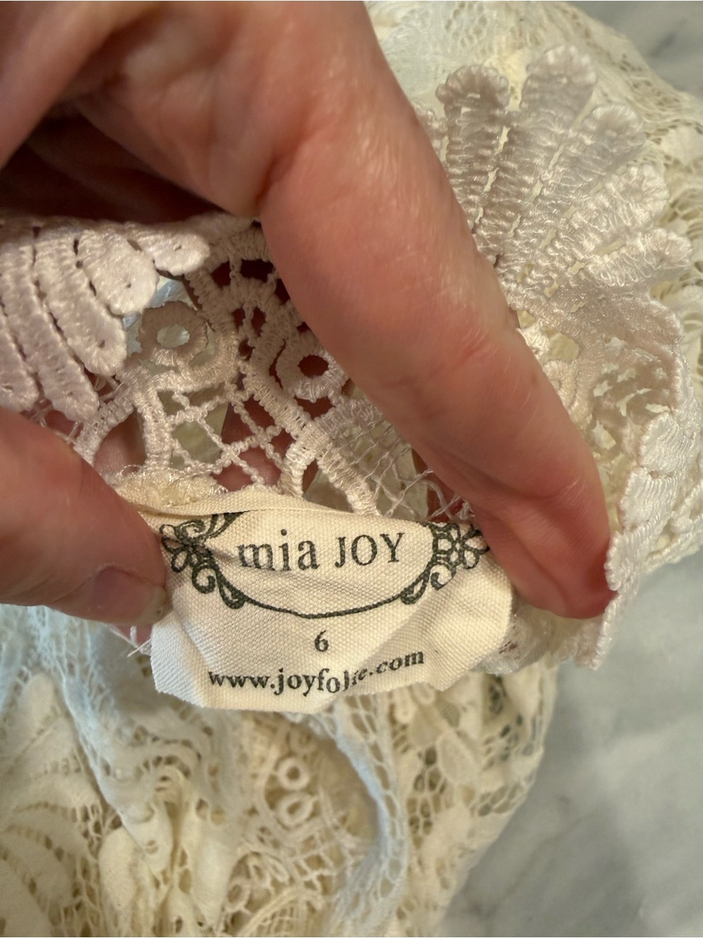 Joyfolie White Lace Overlay - Picture 3 of 4